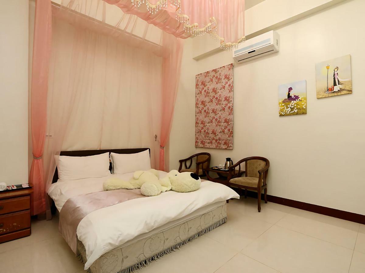 Leisure Homestay Hualien City Ngoại thất bức ảnh